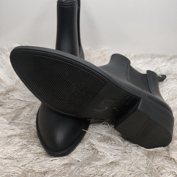 New Jeffrey Campbell rain Booties sz 10 - Picture 5 of 7